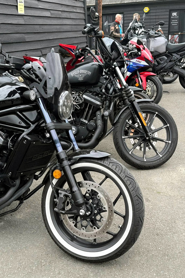 Armadillo Customs Bike Nights 04 15