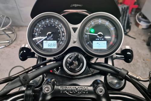 Triumph-T100-Bonneville-3b_web
